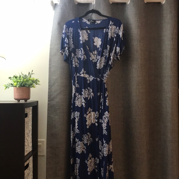 heart of marigold navy blue floral print wrap maxi dress